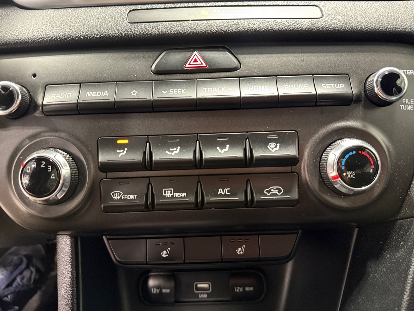 Used 2020 Snow White Pearl Kia S image 22