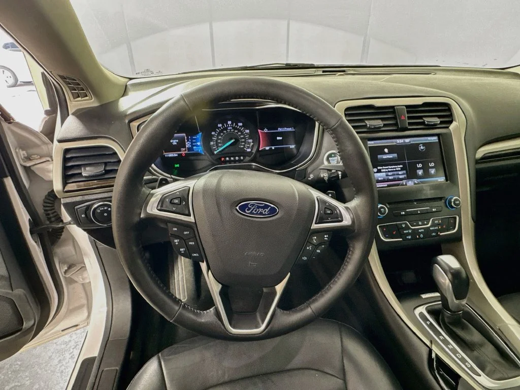 Used 2016 White Ford SE image 11