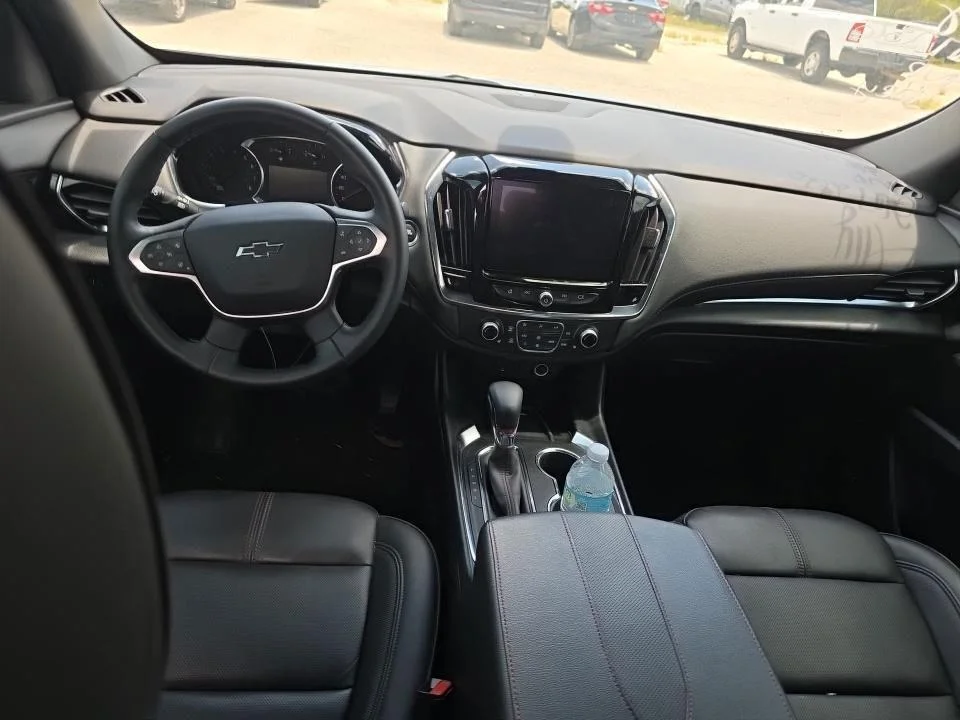 Used 2023 Sterling Gray Metallic Chevrolet RS image 5