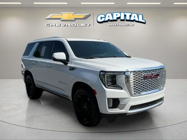 Used 2023 White GMC Denali image 8