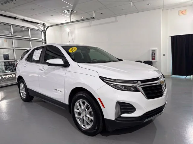 Used 2022 White Chevrolet LT image 1