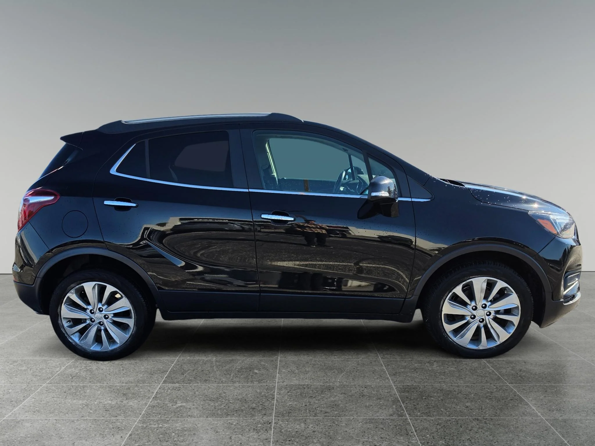 Used 2019 Black Carbon Metallic Buick Preferred image 7