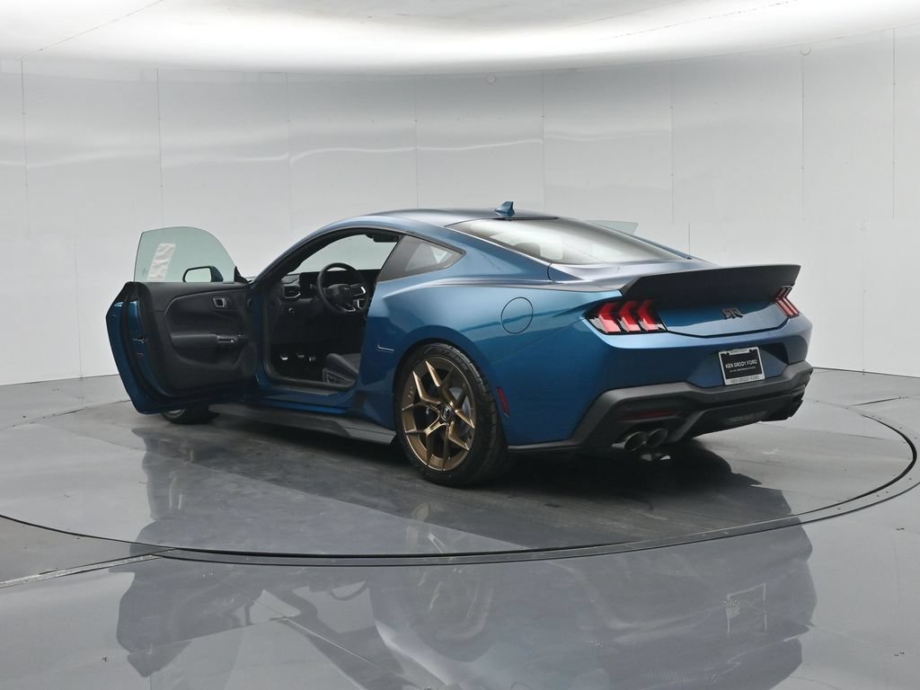 New 2026 Adriatic Blue Metallic Ford GT Premium image 34