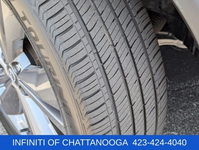 Used 2023 Red Nissan Platinum image 31