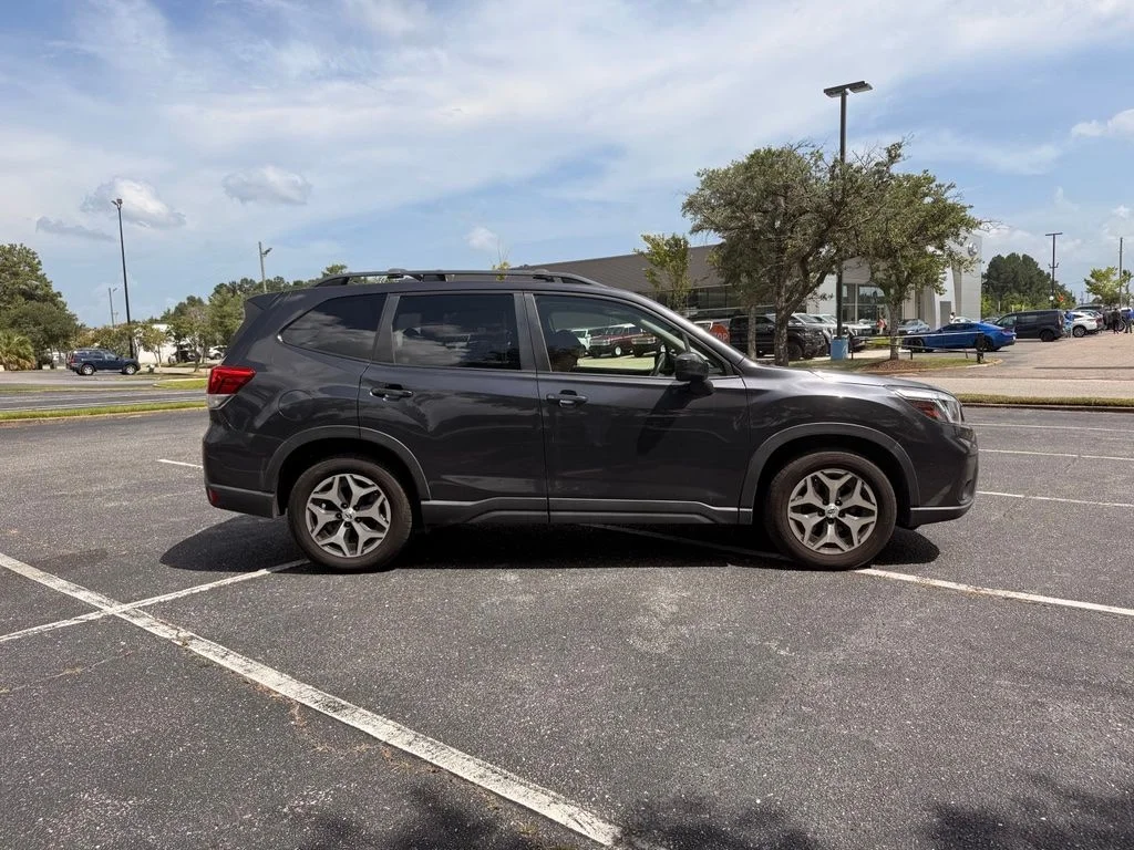 Used 2019 Gray Subaru Premium image 4