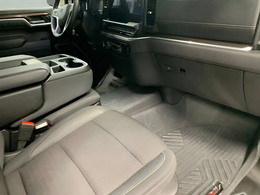 2024 Chevrolet Silverado 1500 RST - Photo 17