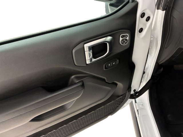 Used 2024 White Jeep Rubicon 4xe image 13