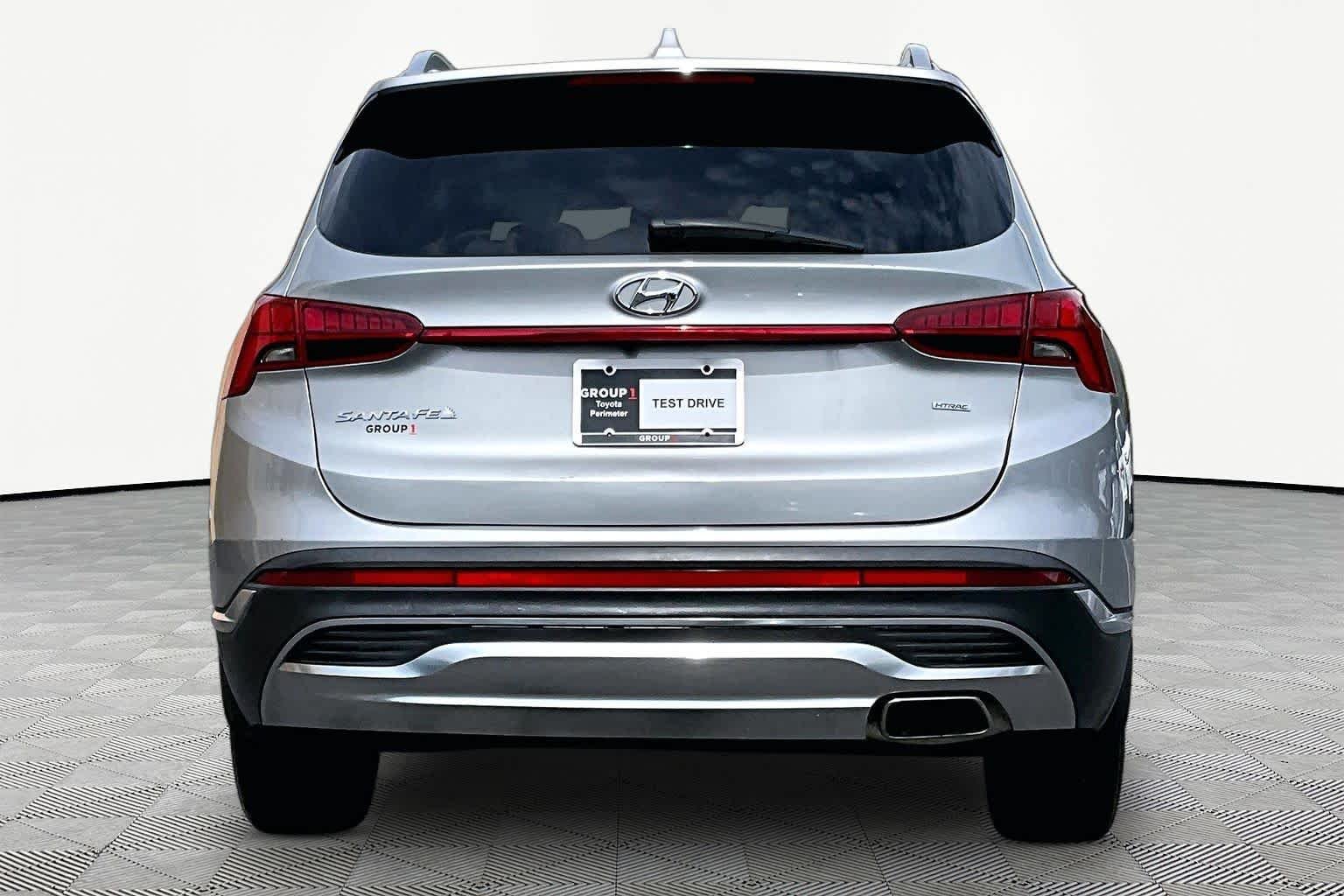 Used 2023 Shimmering Silver Hyundai SEL image 5