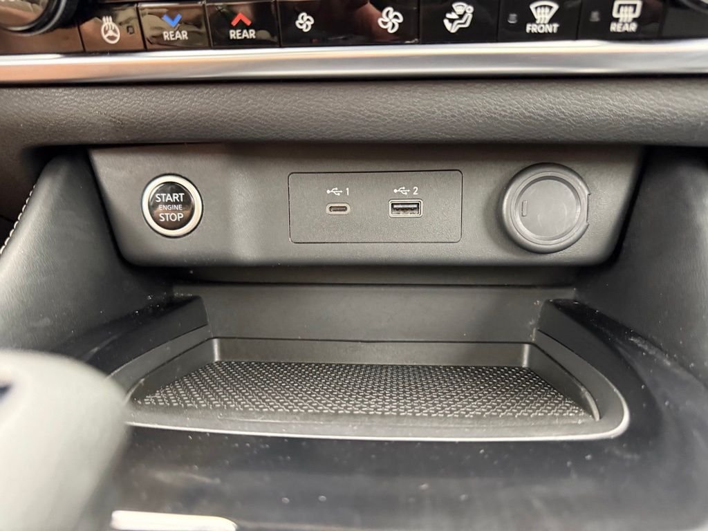 Used 2023 White Nissan SL image 52