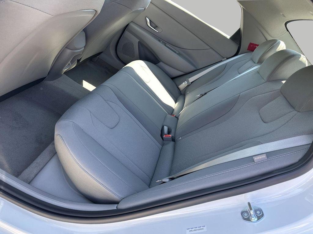 New 2026 Serenity White Hyundai SE image 21
