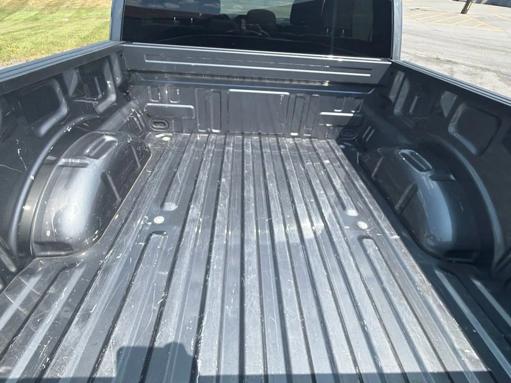 Used 2024 Gray Ford XLT image 18