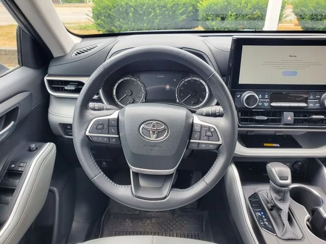 Certified Used 2024 Silver Toyota XLE image 14