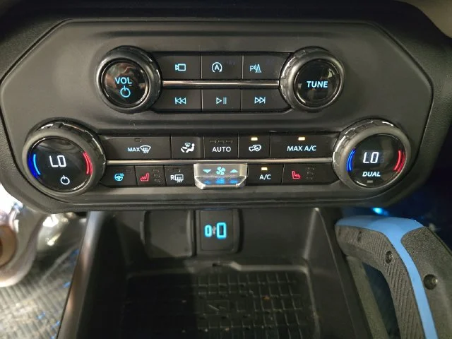 Certified Used 2024 Oxford White Ford Wildtrak image 28