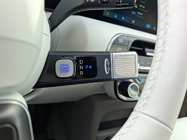 New 2027 White Hyundai SEL image 11