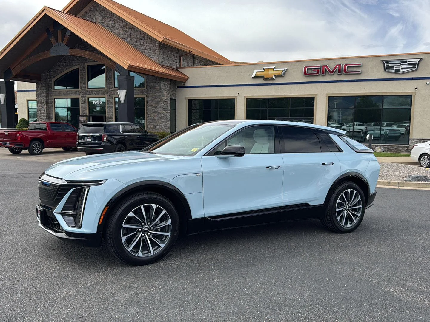 2024 Cadillac LYRIQ