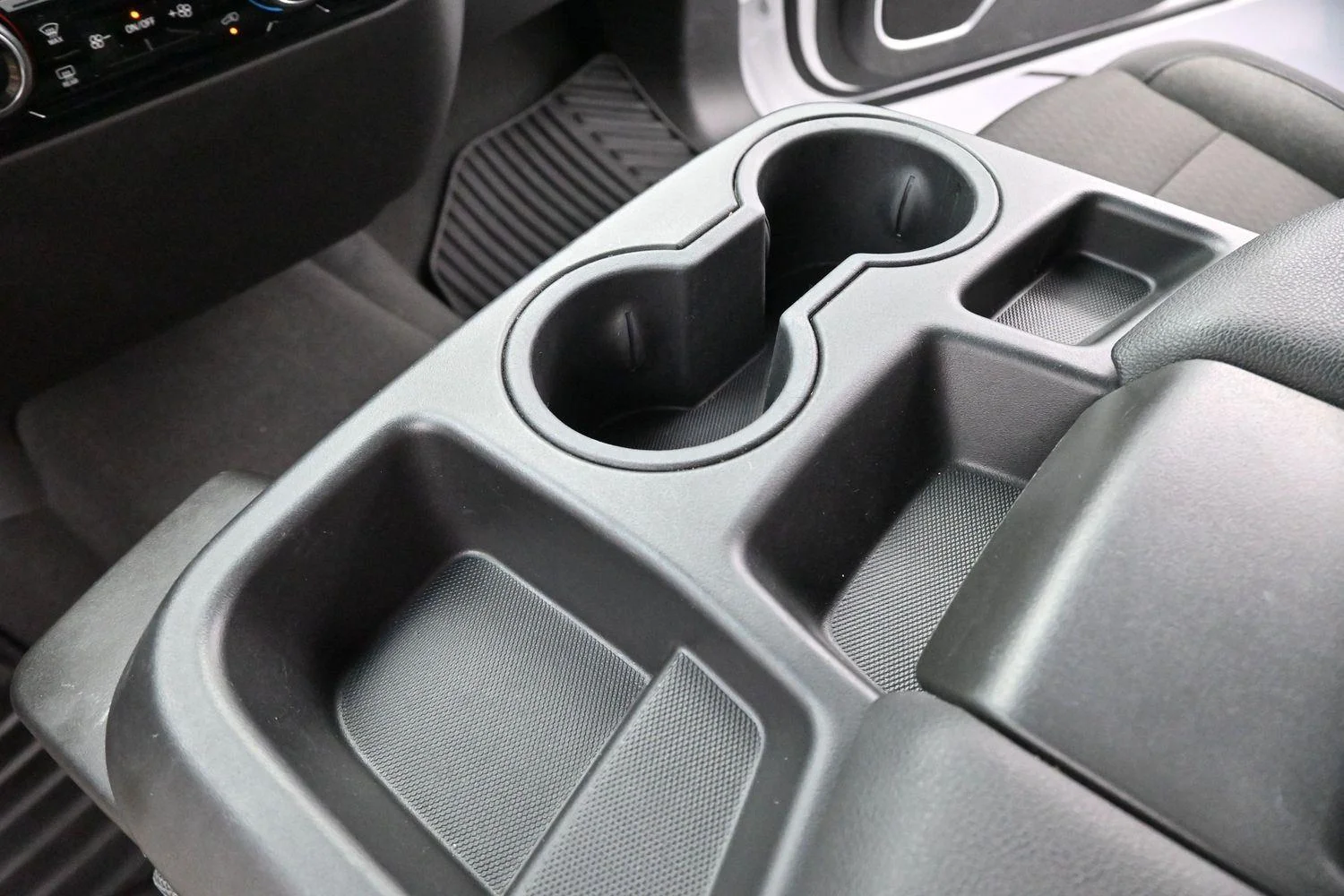 Used 2025 Summit White Chevrolet LT image 26