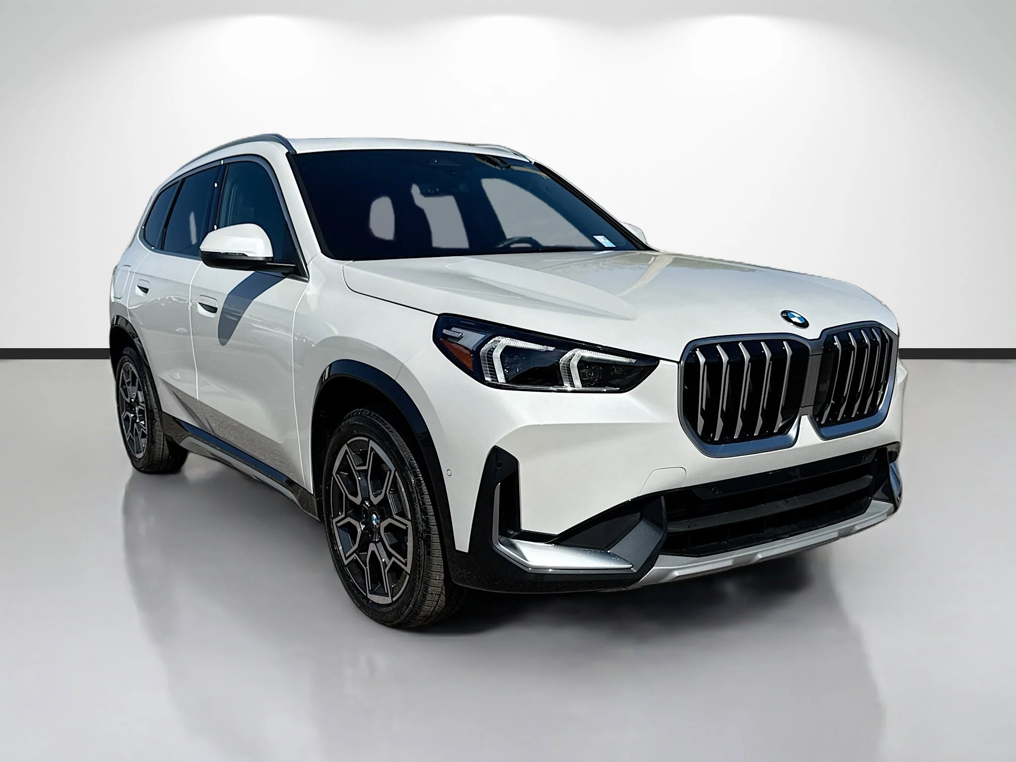 2026 BMW X1 xDrive28i's photo