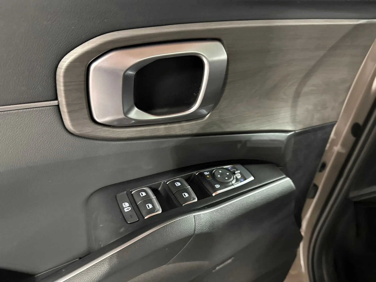 New 2026 Brown Kia X-Line EX image 12