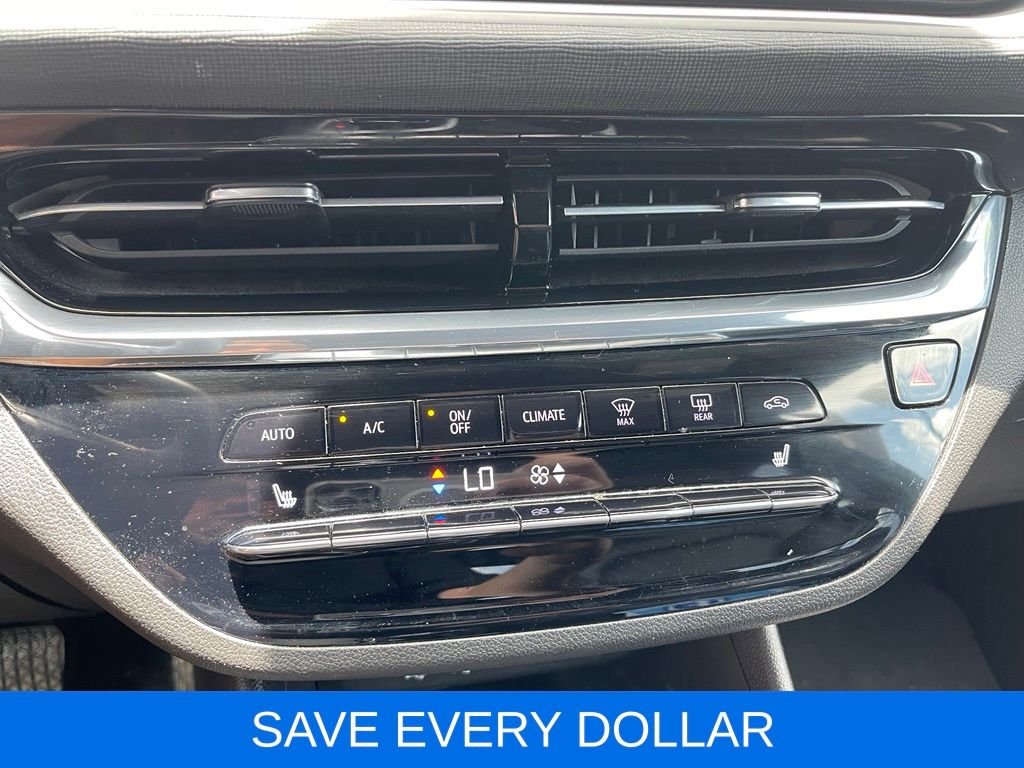 Used 2025 Black Buick Avenir image 11