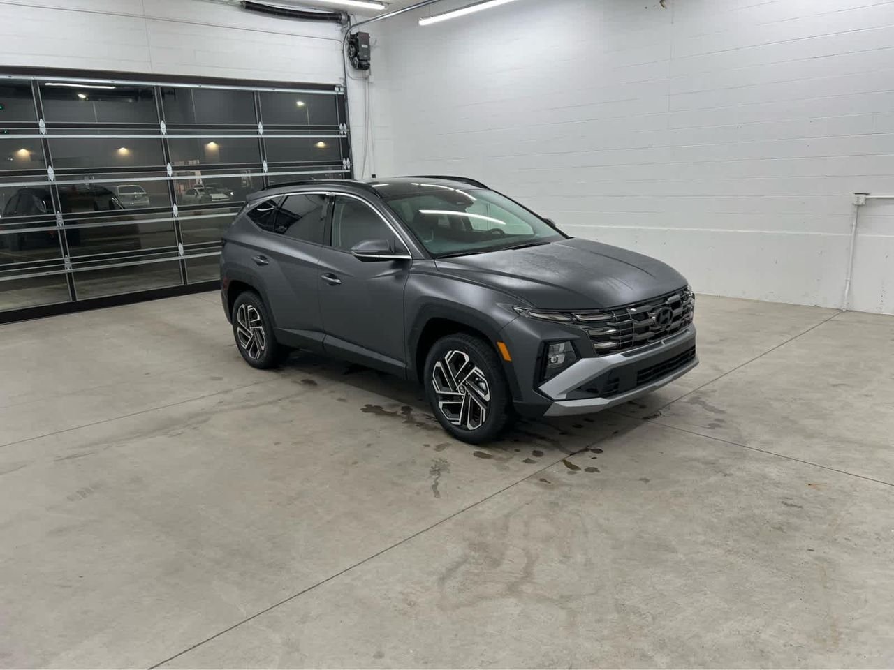 New 2026 Ecotronic Gray Matte Hyundai Limited AWD image 5