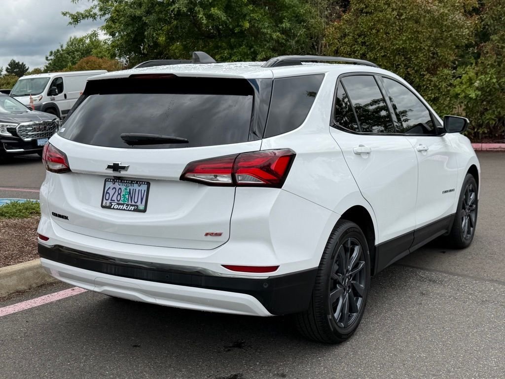 Used 2022 Summit White Chevrolet RS image 7