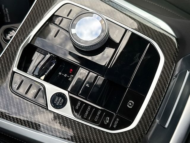 New 2026 Black Sapphire Metallic BMW M60i image 30