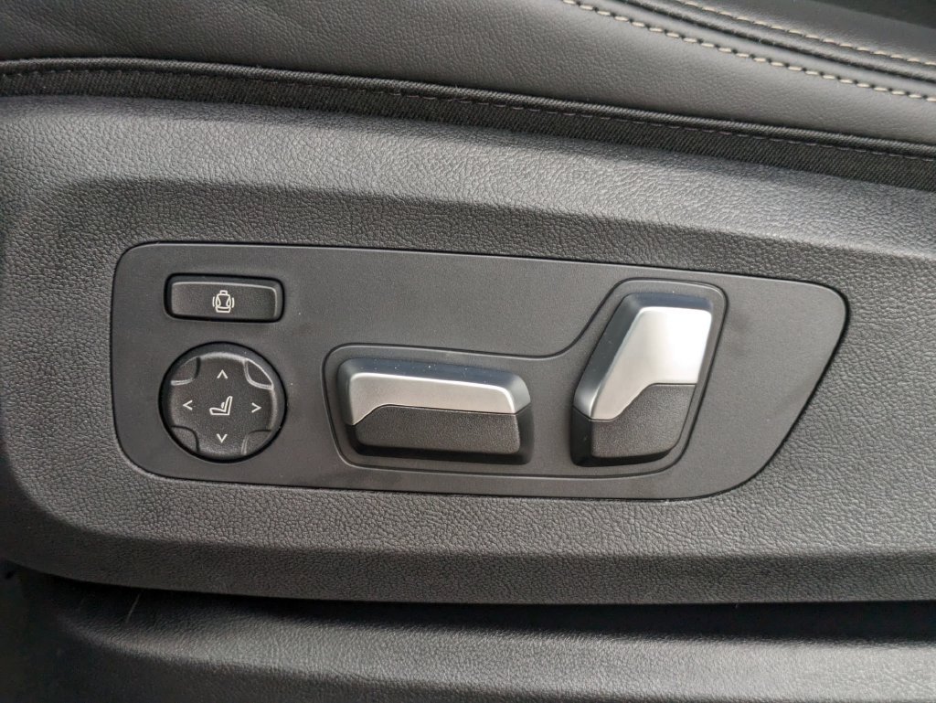 2026 BMW X5 40i - Photo 13