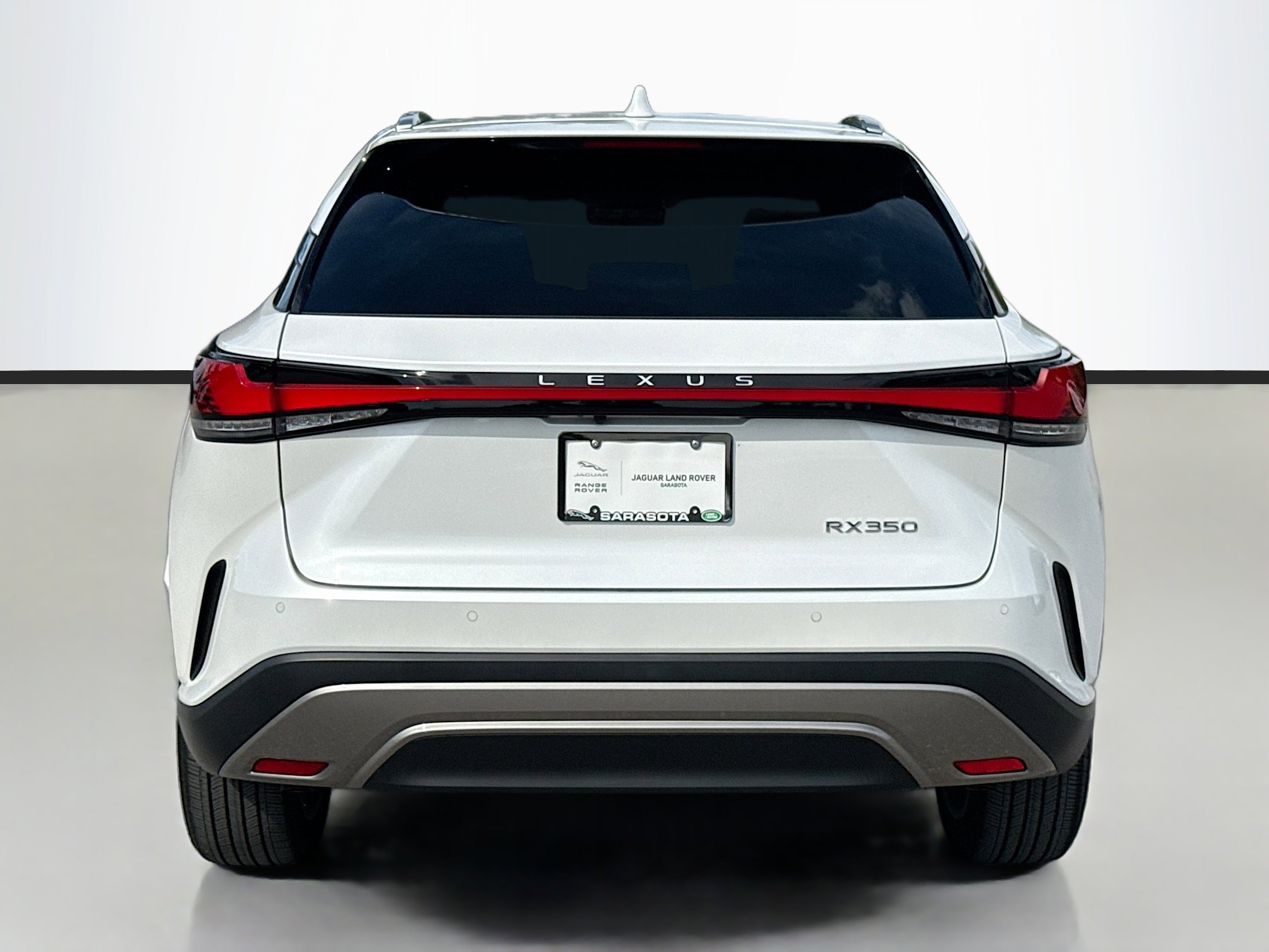 Used 2023 Eminent White Pearl Lexus RX 350 Premium Plus image 4