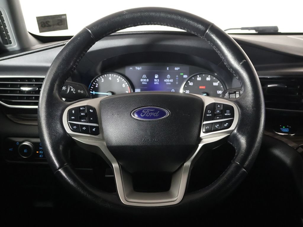 Used 2021 Red Ford Limited image 40
