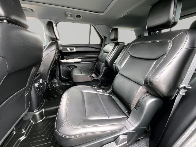 Used 2022 Black Metallic Ford XLT image 15