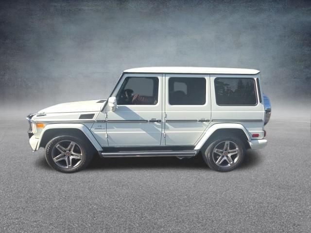 Used 2011 Arctic White Mercedes-Benz Base image 4