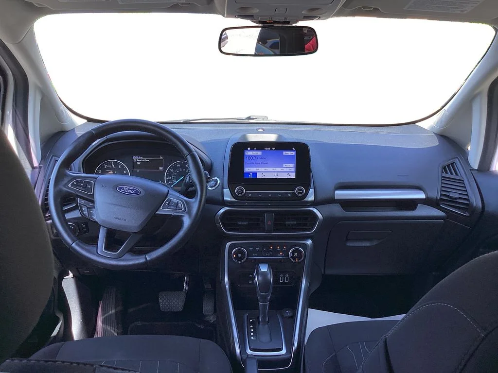 Used 2018 White Ford SE image 12