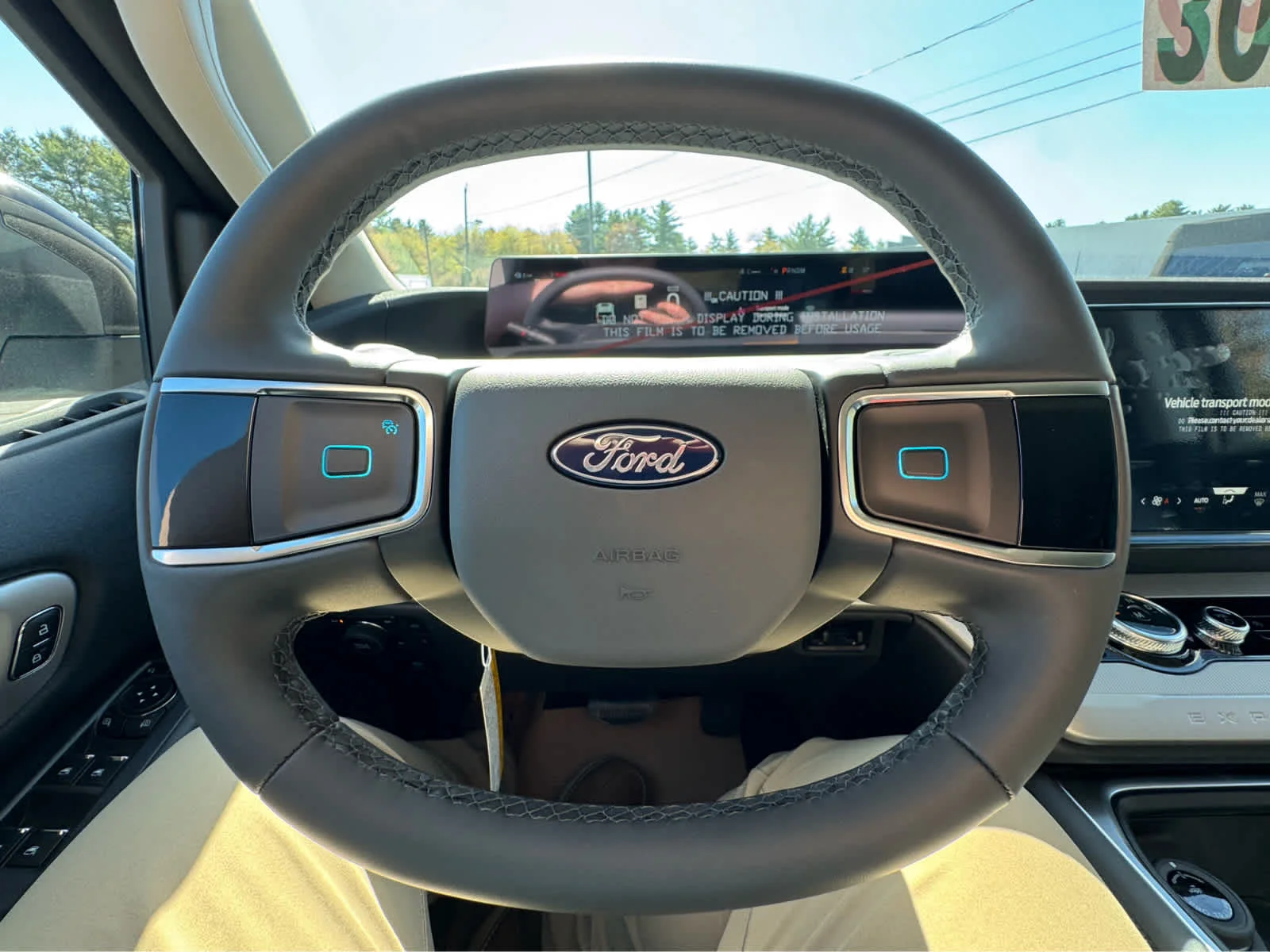 New 2026 Star White Metallic Tri-Coat Ford Active image 18