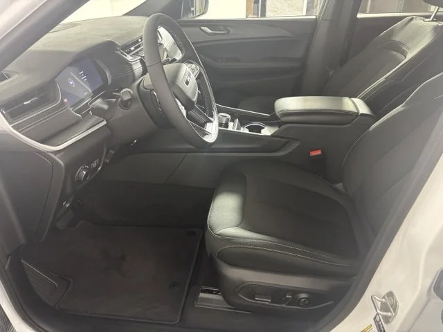 New 2026 White Jeep Laredo image 15