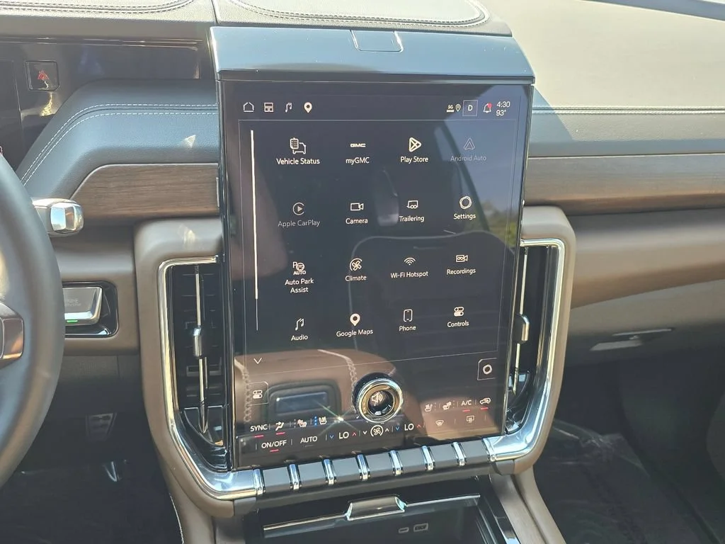2026 GMC Yukon Denali Ultimate - Photo 15