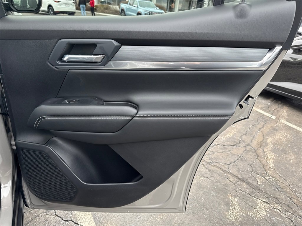 2026 GMC TERRAIN - Image 35