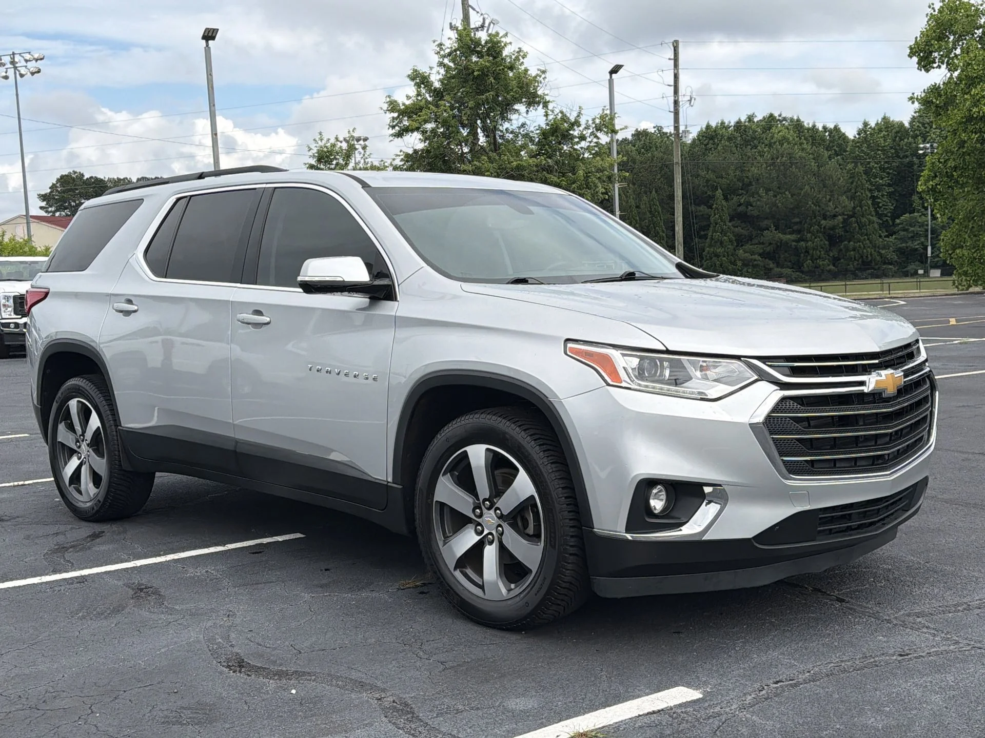 Certified Used 2019 Silver Ice Metallic Chevrolet 3LT image 31