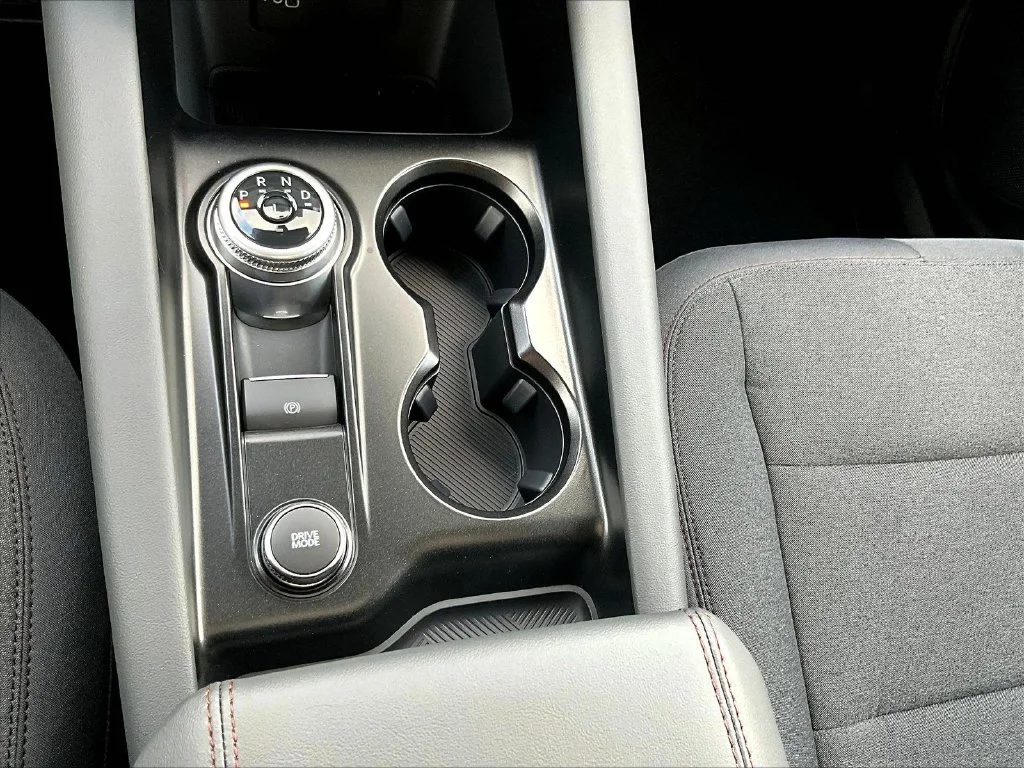 New 2027 Vapor Blue Metallic Ford Active image 24
