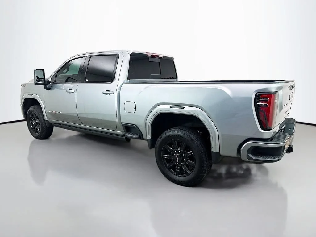 Used 2024 Sterling Metallic GMC AT4 image 6