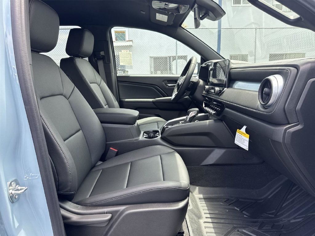 2026 Chevrolet Colorado LT - Photo 32