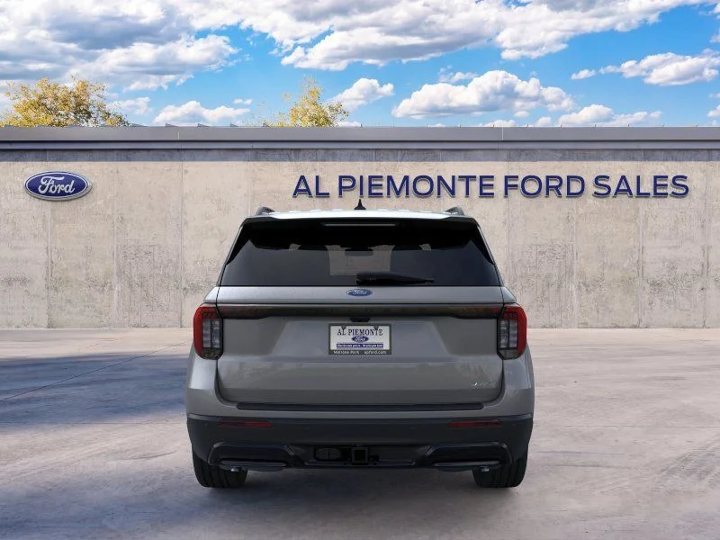 New 2026 Carbonized Gray Metallic Ford ST-Line image 36