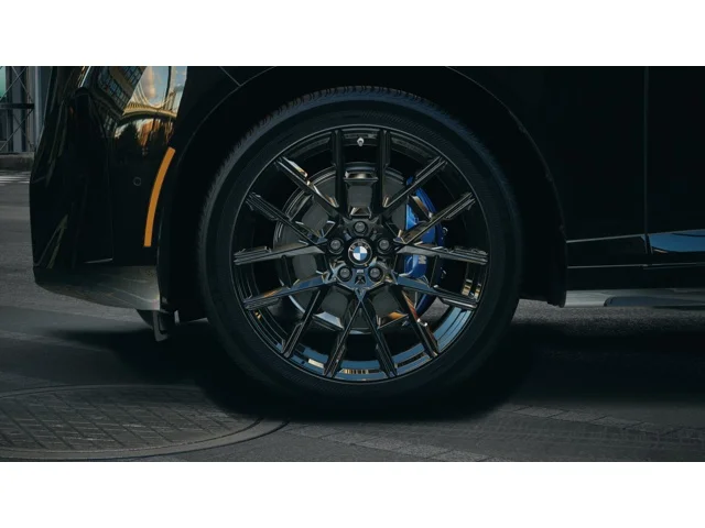 New 2027 Black Sapphire Metallic BMW X5 40 image 7