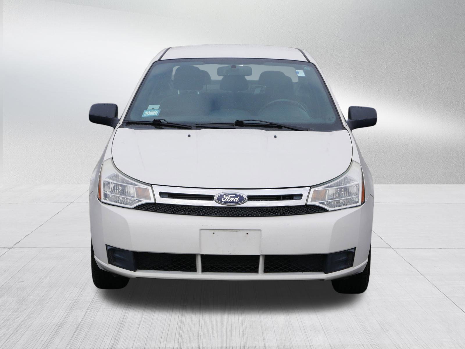 Used 2011 Ford Focus SE with VIN 1FAHP3FN1BW118180 for sale in Bloomington, MN