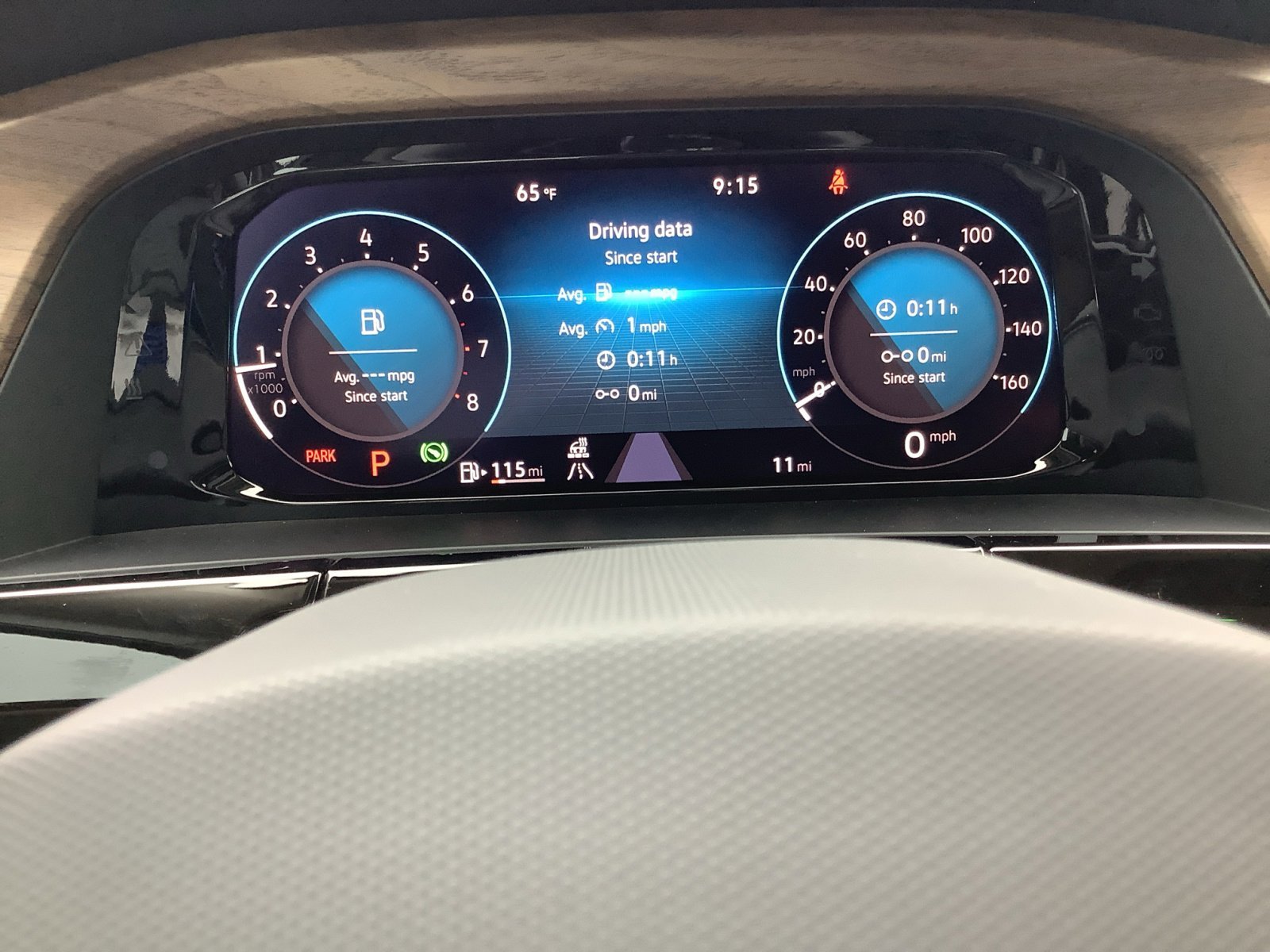 New 2025 Silver Mist Metallic Volkswagen 2.0T SE w/Technology image 20