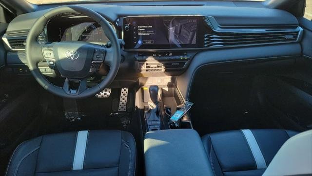 Certified Used 2025 OCEAN GEM Toyota  image 11