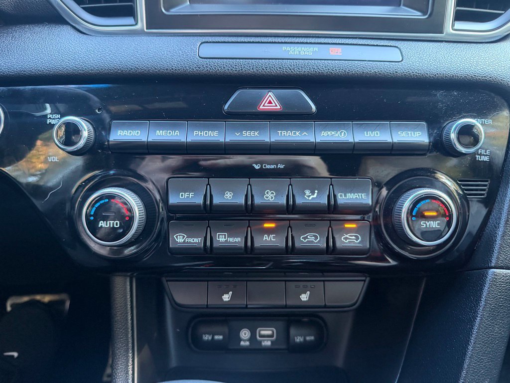 Used 2019 Snow White Pearl Kia EX image 21