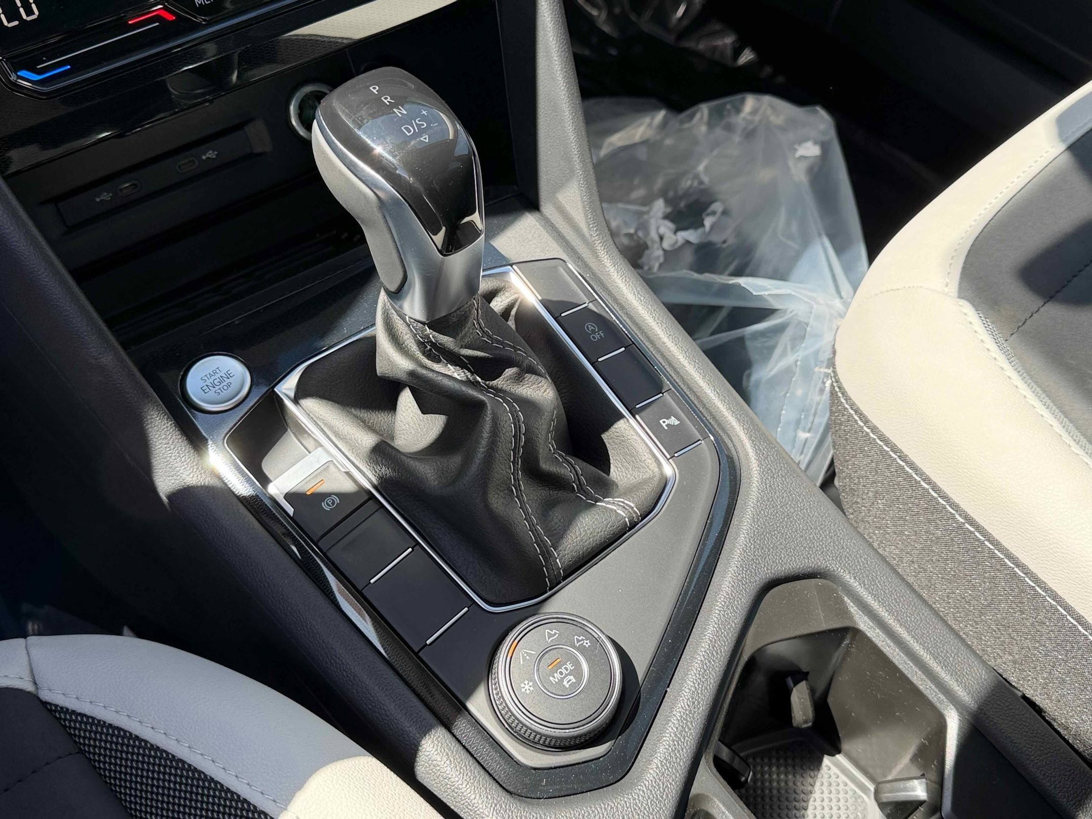 New 2026 Platinum Gray Volkswagen SE image 24