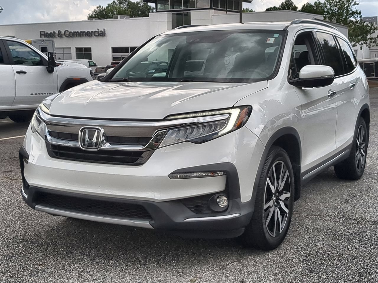 Used 2020 White Honda Elite image 4