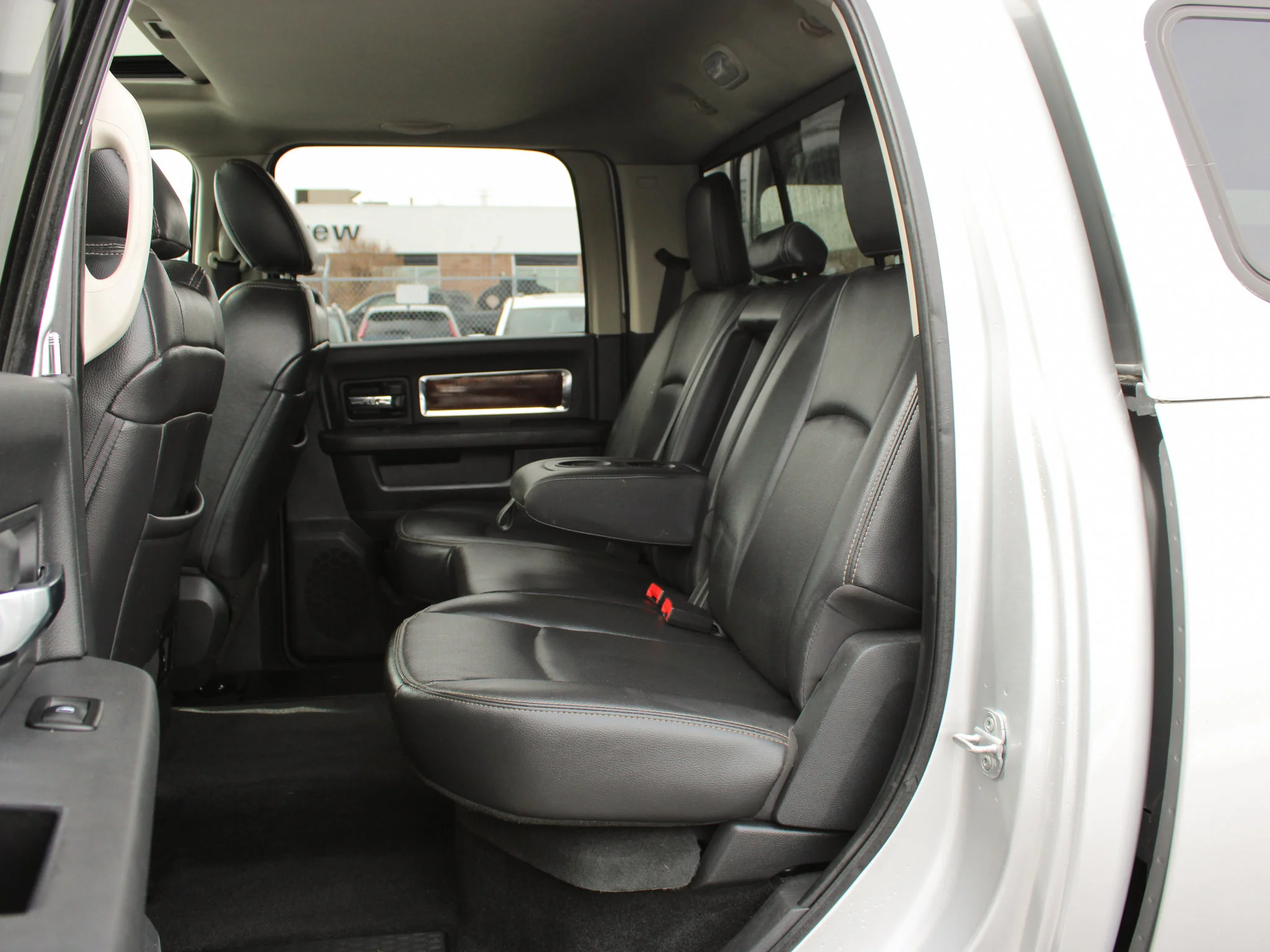 Used 2012 Silver RAM Laramie * Mechanic Special | Cummins | Heated Leather Seats | Canopy | Navigation image 17