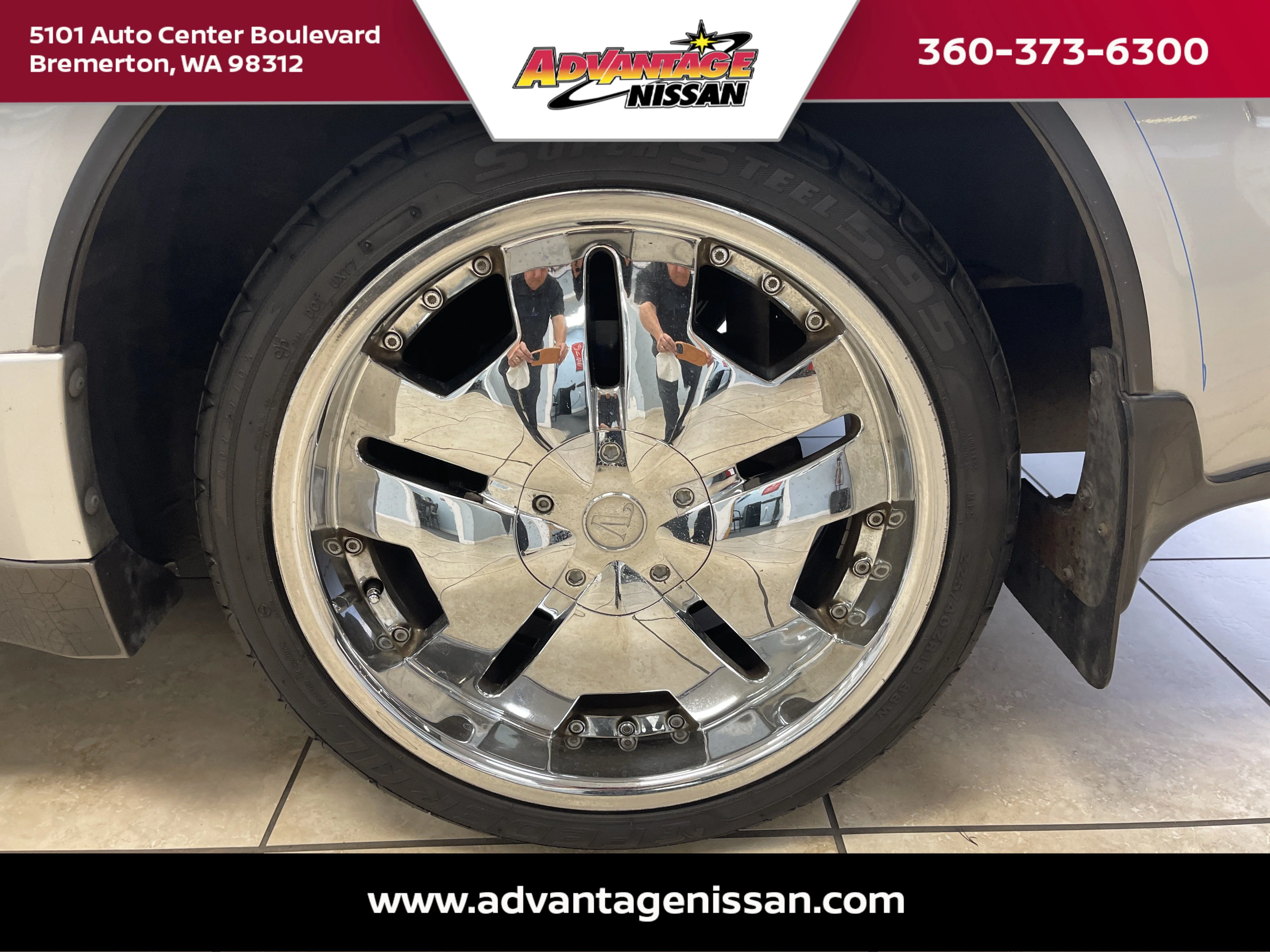Used 1988 Silver Nissan GS image 9
